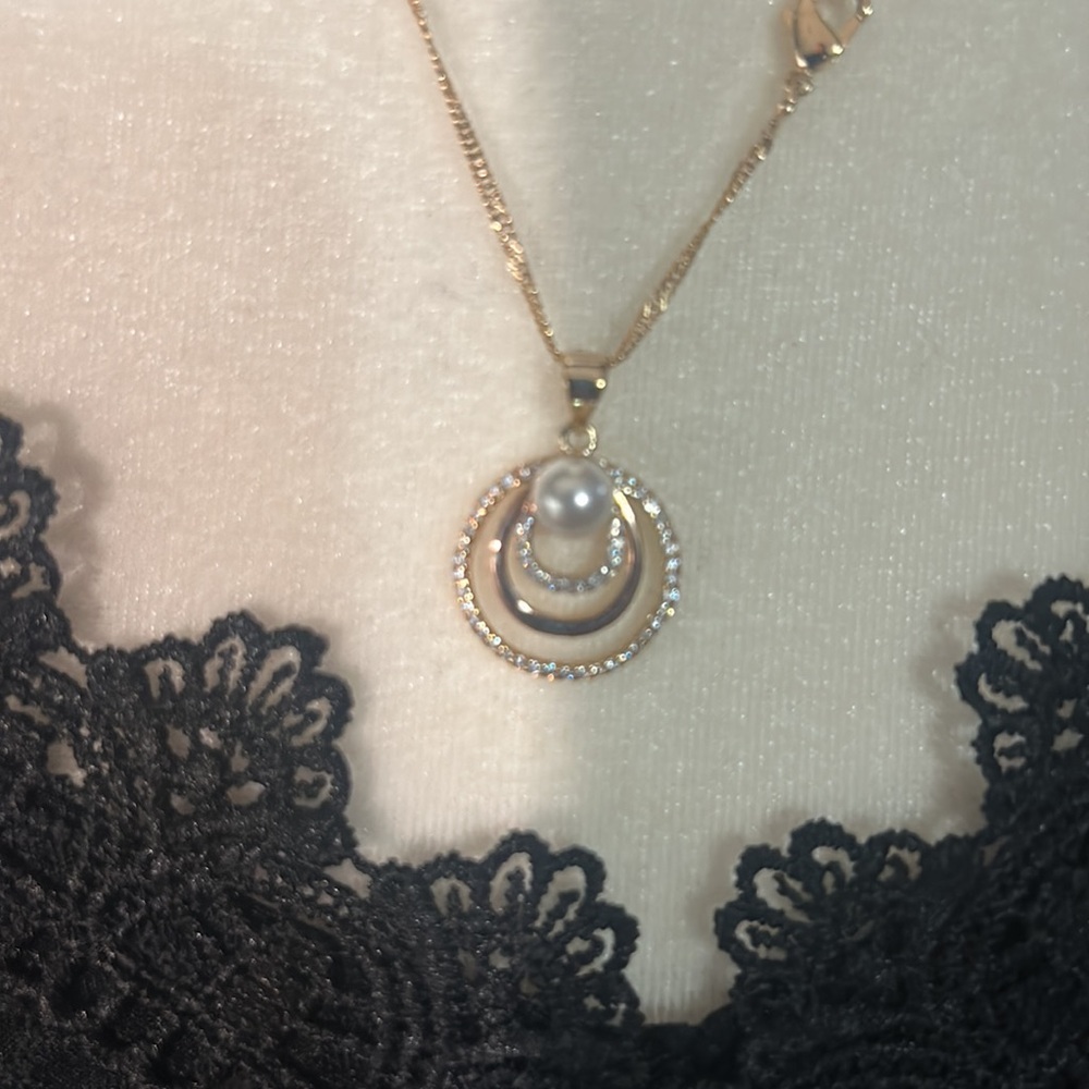 Pearl Gold Filled, 14 Carat Necklace With Charm - Picture 3 of 3